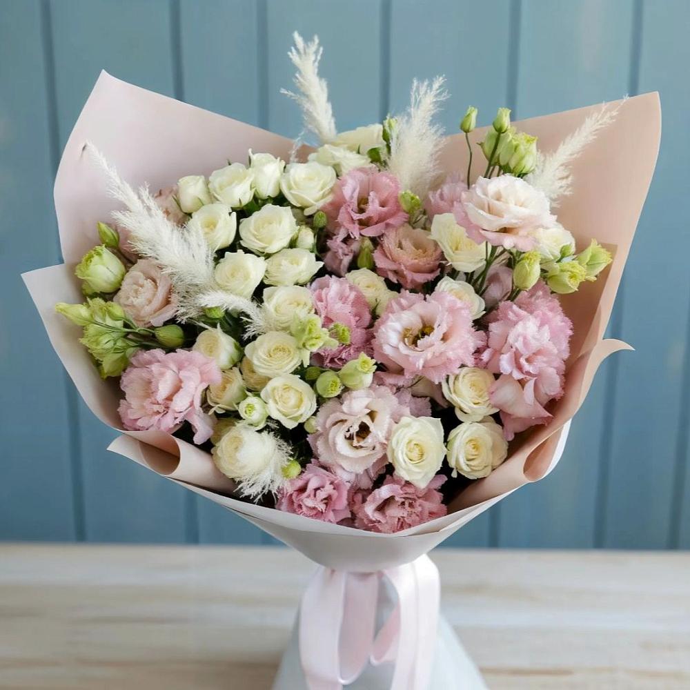 Букет цветов из: Альстромерии и Розы в Водоразделе