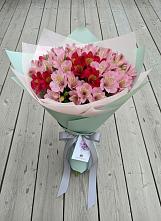 Букет цветов из:  Альстромерии в Водоразделе