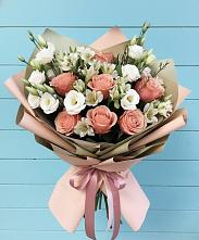 Букет цветов из:  Розы, Альстромерии и Лизиантусы в Водоразделе