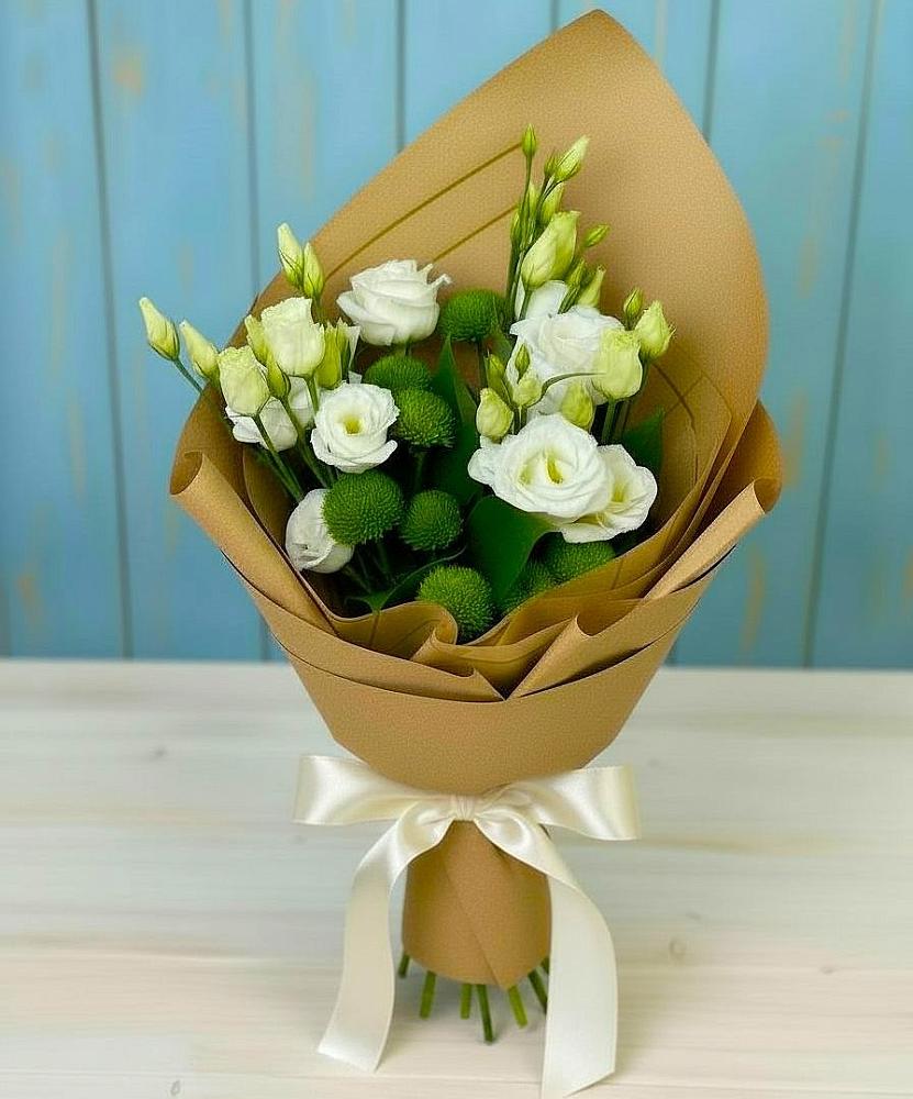 Букет цветов из: Хризантемы и Лизиантусы в Водоразделе