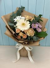 Букет цветов из:  Герберы и Хризантемы в Водоразделе
