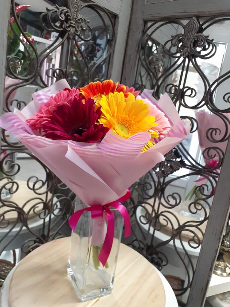 Букет цветов из: Герберы в Водоразделе