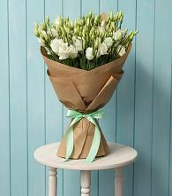 Букет цветов из:  Лизиантусы в Водоразделе