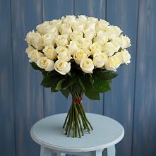 Букет 51 Белая роза Эдлесс Лав в Водоразделе