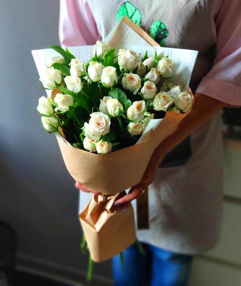 Букет цветов из: Розы в Водоразделе