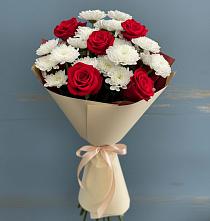 Букет цветов из:  Розы и Хризантемы в Водоразделе