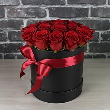 Цветочная композиция из Розы в шляпной коробке #REPLACE_PRED# Водоразделе