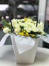 Композиция бриллиант в Водоразделе Цветочная композиция из Розы в Водоразделе