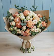 Букет цветов из:  Альстромерии и Розы в Водоразделе